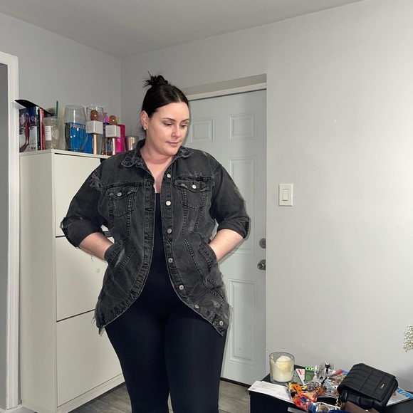 Zara distressed denim jacket - Picture 3 of 9